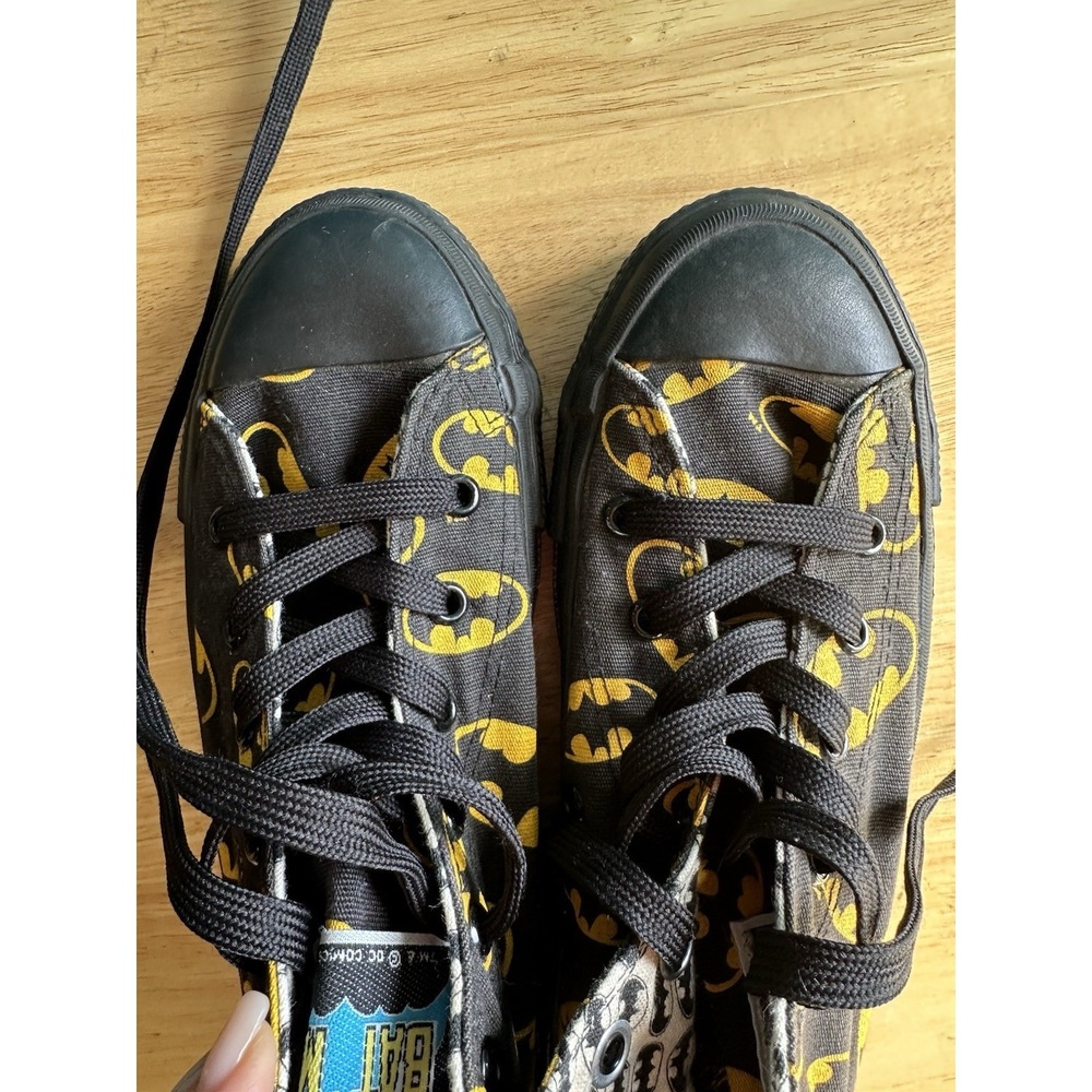 vintage 1989 Batman hi-tops by Converse Size 5.5 - Picture 8 of 12